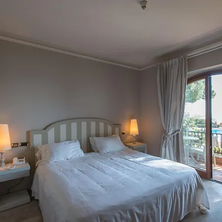 Grand Baia 4* Cannizzaro