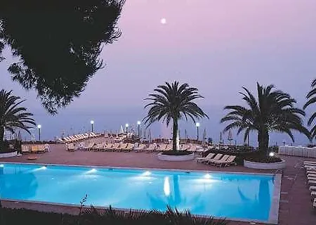 Grand Baia